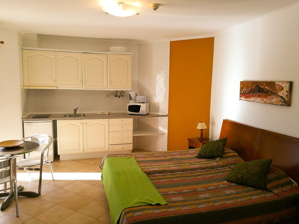 Porto Mos Residence Лагос Екстериор снимка