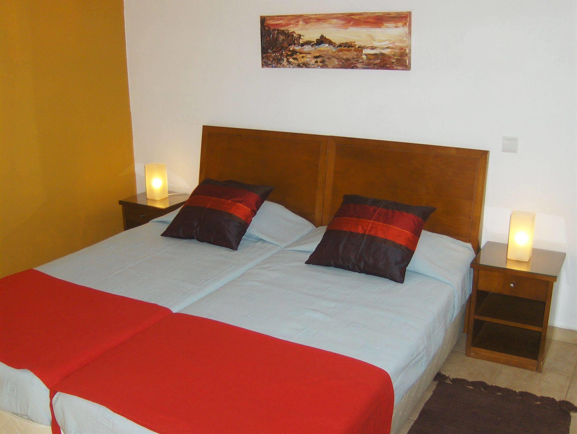 Porto Mos Residence Лагос Екстериор снимка